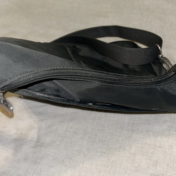 WOT BAGGALLIN hobo purse cross body smoke-free, look at pictures, - Picture 8 of 10